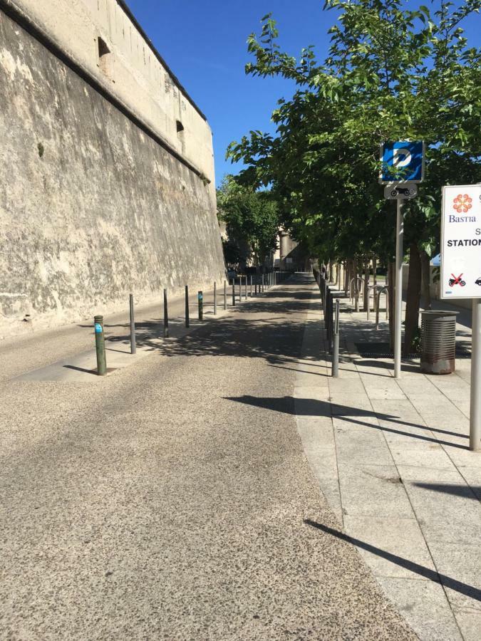 La Casa Di Sbiri Au Coeur De La Citadelle Apartment Bastia  Bagian luar foto